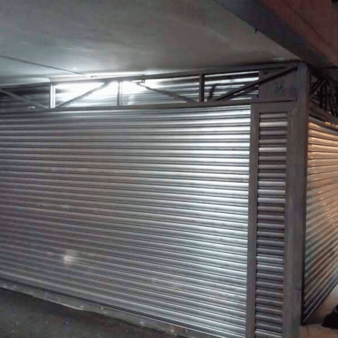 Porta de Enrolar Industrial em SP: Para Galpões, Docas e Centros Logísticos | EBPA